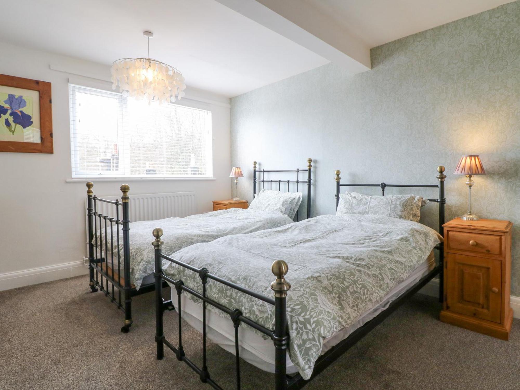 Matlock Maisonette Екстериор снимка